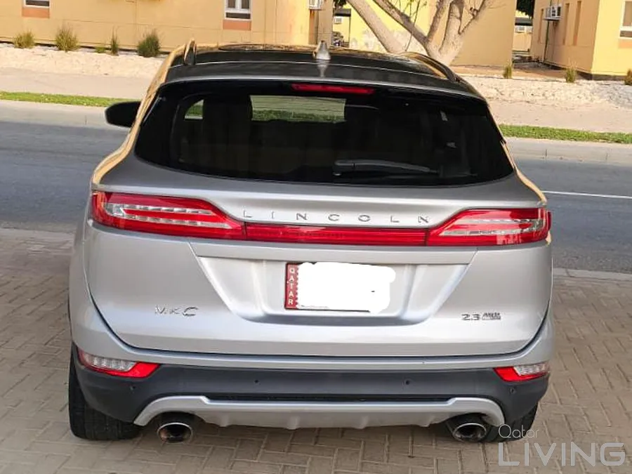 Lincoln MKC 2015 First registration : 2018 Color : Silver Seater : 5 Engine : 2.